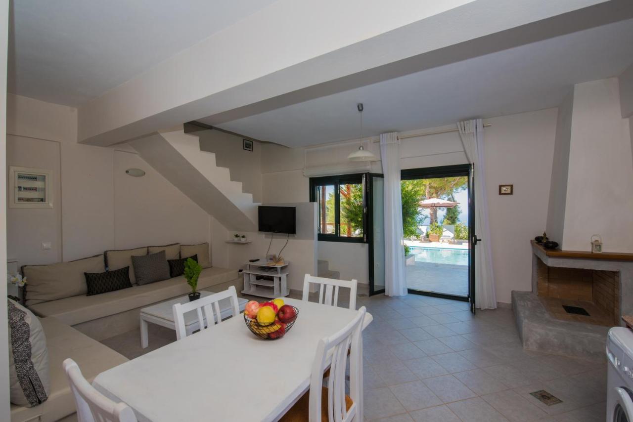 Villa Endless Blue กาลามิตซี ภายนอก รูปภาพ
